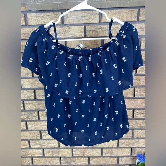 LOFT Tops - Loft off‎ the shoulder blouse